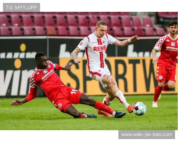 美因茨vs沃尔夫斯堡半场：蒂茨失点，阿米里补射扳平